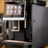 Tchibo Coffea Enjoy — widok ekspresu pod kątem
