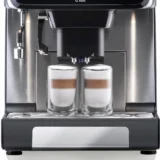 Gaggia G500 — przygotowanie dwóch napojów mlecznych
